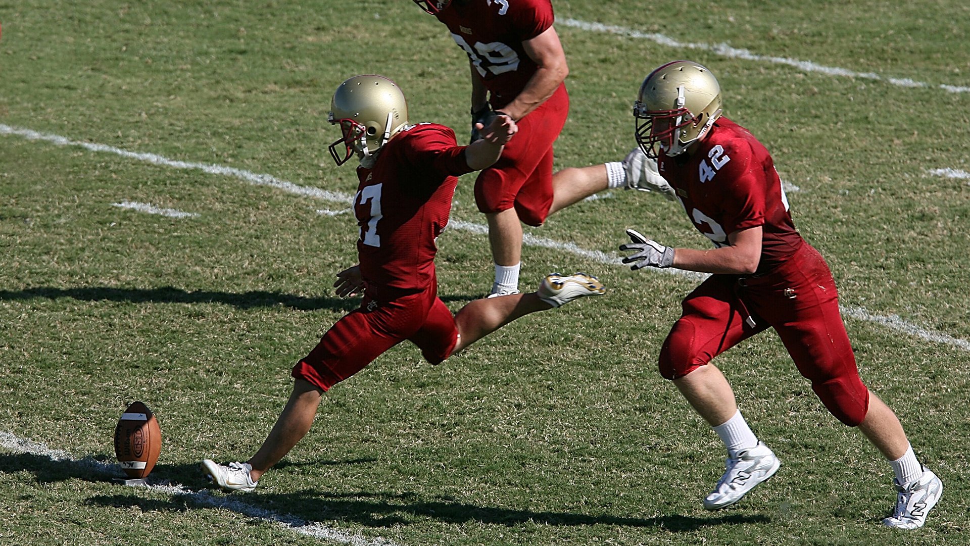 德甲连续进攻：攻势如潮，令人叹为观止，德甲多少场次